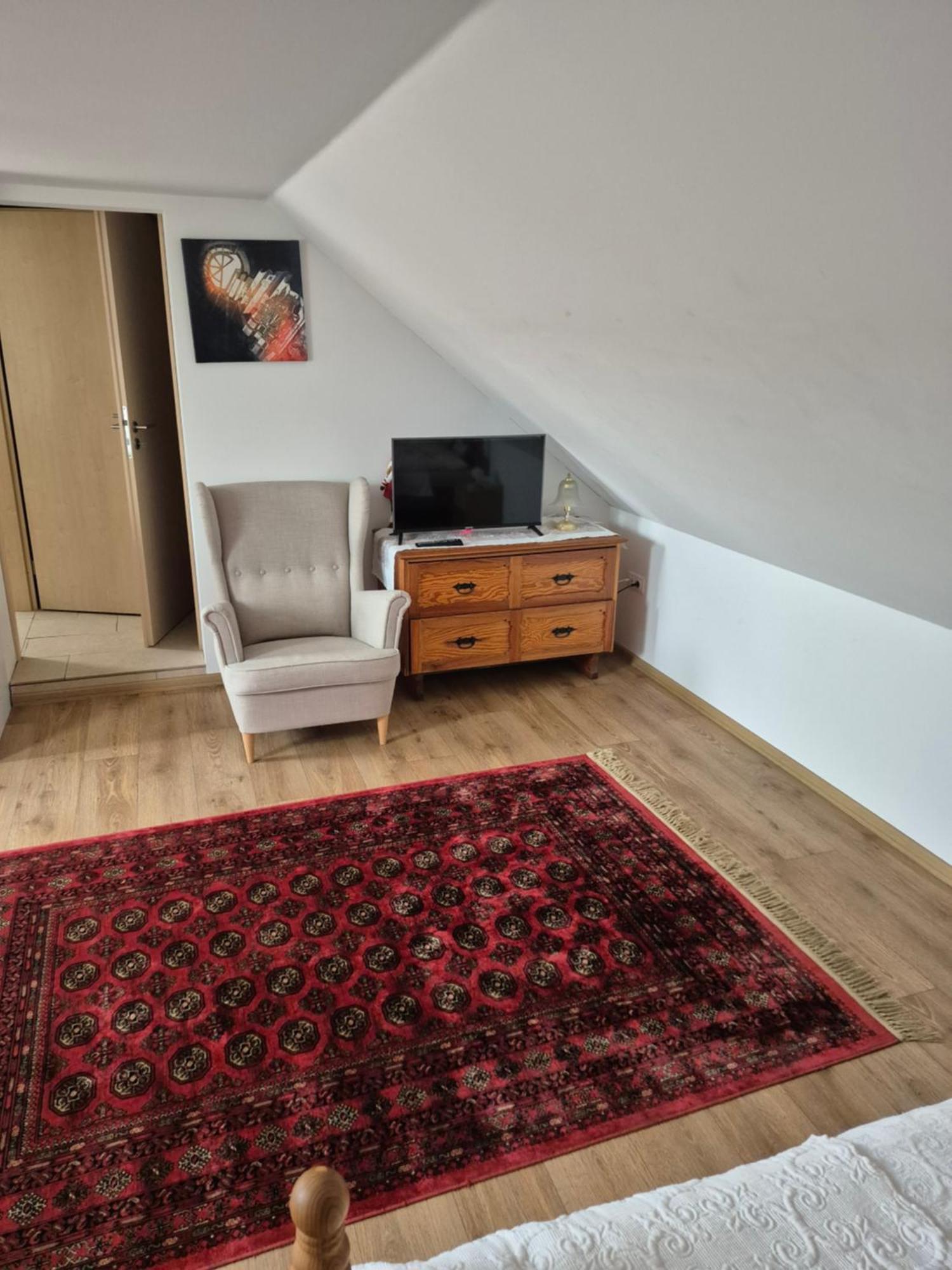 Ubytování za kapličkou Trebon Exterior foto