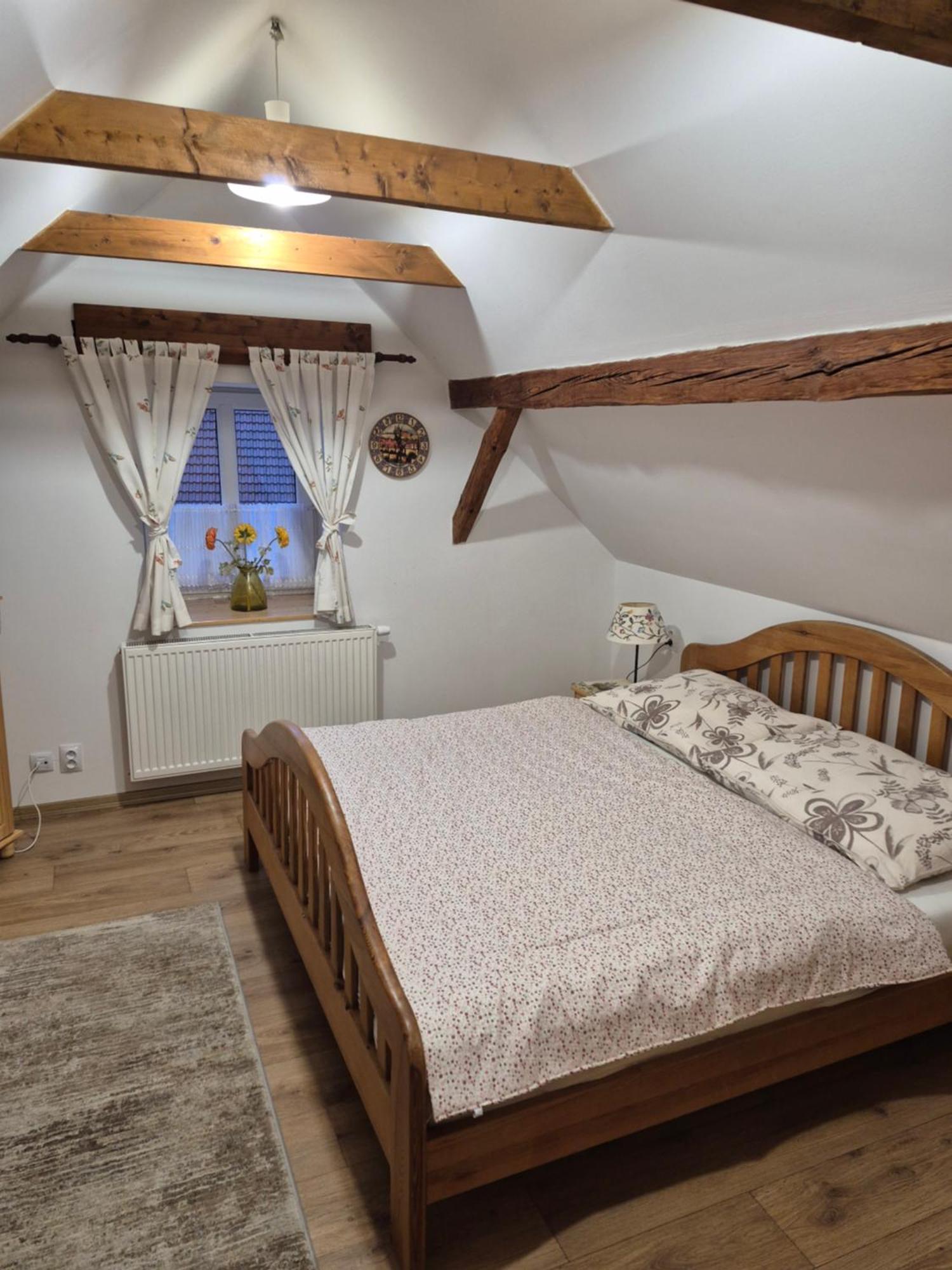 Ubytování za kapličkou Trebon Exterior foto