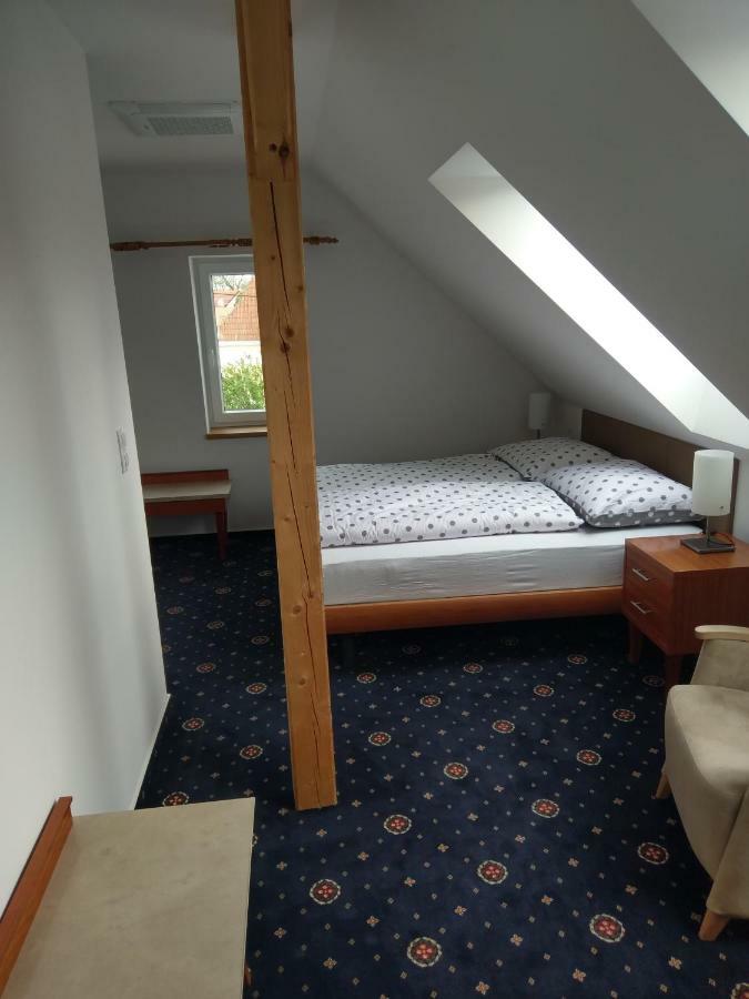 Ubytování za kapličkou Trebon Exterior foto
