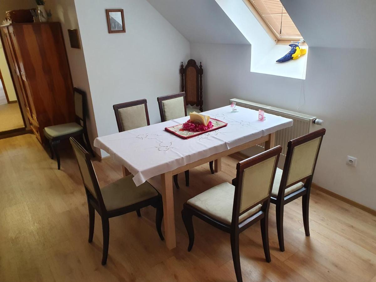 Ubytování za kapličkou Trebon Exterior foto